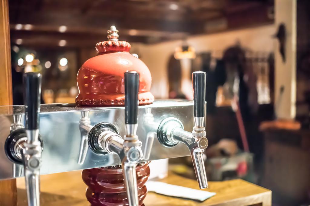 Nauheim Hessischer Hof酒店 外观 照片